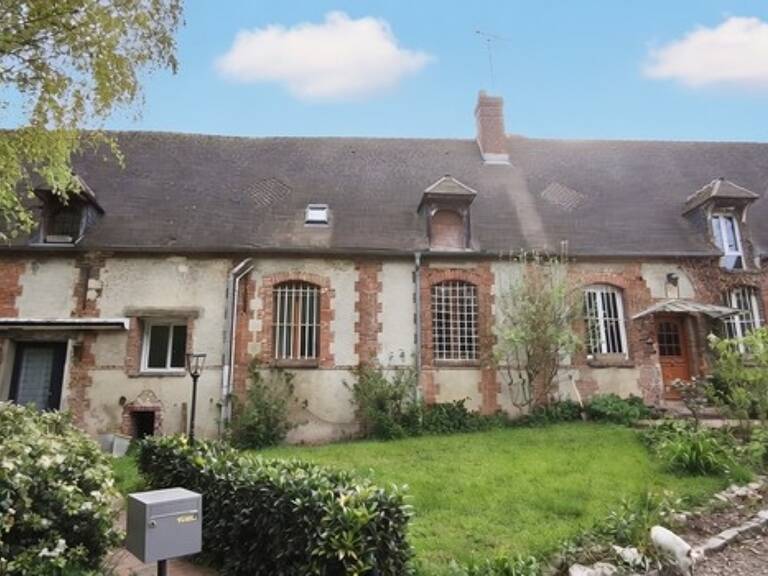 Un véritable havre de paix aux portes du Vexin – Corps de ferme avec fort potentiel    Maison 9 pièces – 6 chambres – 230 m² — photo 1