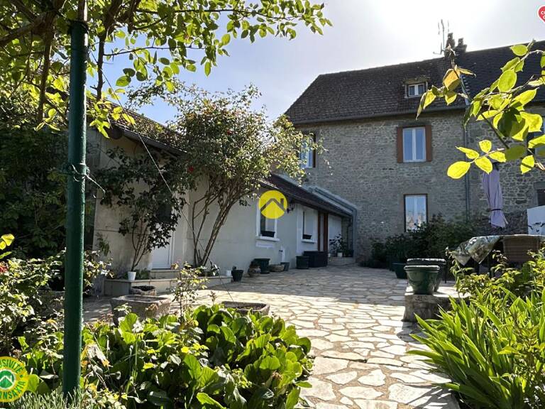 MAISON DE BOURG HABITABLE DE SUITE — photo 1