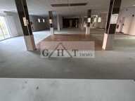 MAROLLES EN BRIE BATIMENT INDEPENDANT DE 850 M² TERRAIN EXPLOITABLE — photo 4