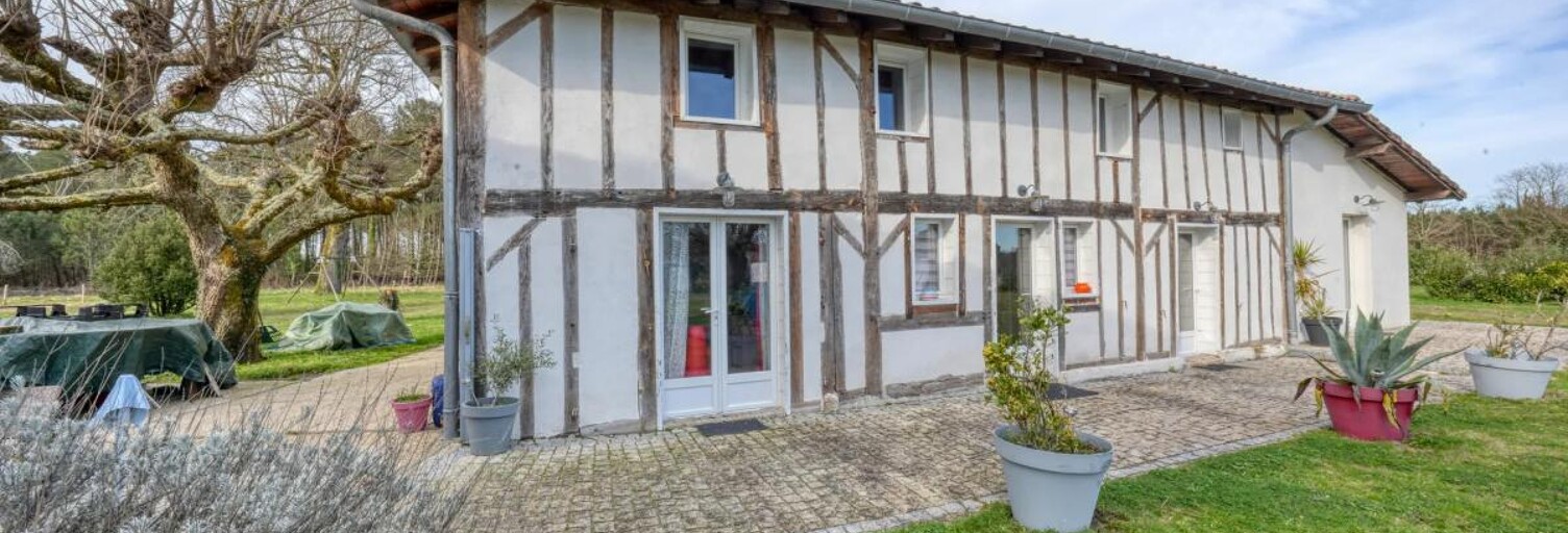 Maison 12 Pièces 330 m² à vendre à Taller (40260)