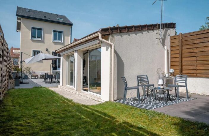 Maison rénovée 6 pièces 153 m² à Antony — photo 2