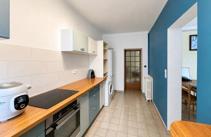 Grande maison 10 pièces à Angers avec potentiel locatif — photo 4