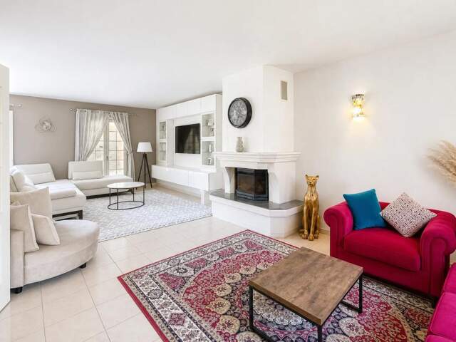 Grande maison 5 chambres à Beauchamp — photo du bien