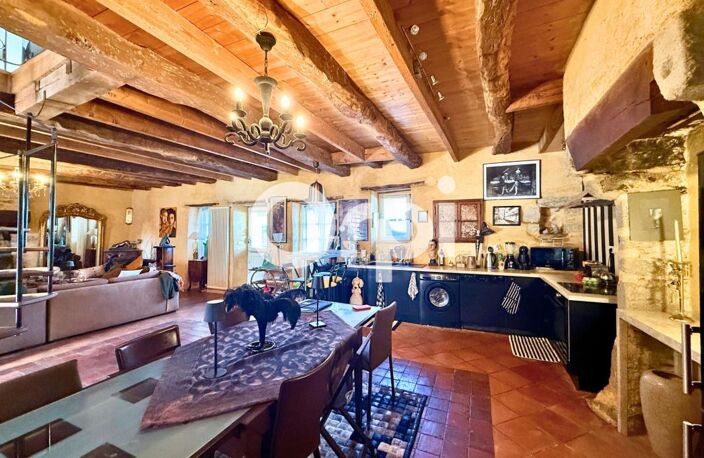 Coup de cœur dans un village de GUÉRANDE ! Cette grande maison qui a plusieurs siècles est aujourd’hui un havre de paix avec son petit patio! — photo 2
