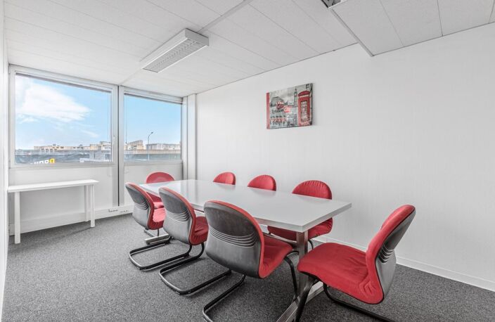 TOULOUSE VAUQUELIN BUREAUX A VENDRE DE 255 M2 AVEC 5 PARKINGS — photo 3