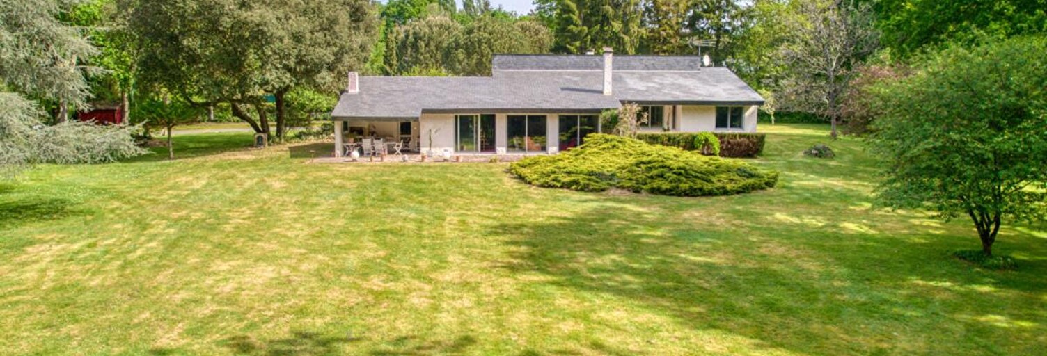 Maison 8 Pièces 212 m² à vendre à Sautron (44880)