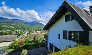 Maison 8 Pièces 252 m² à vendre à Valgelon-La Rochette (73110)