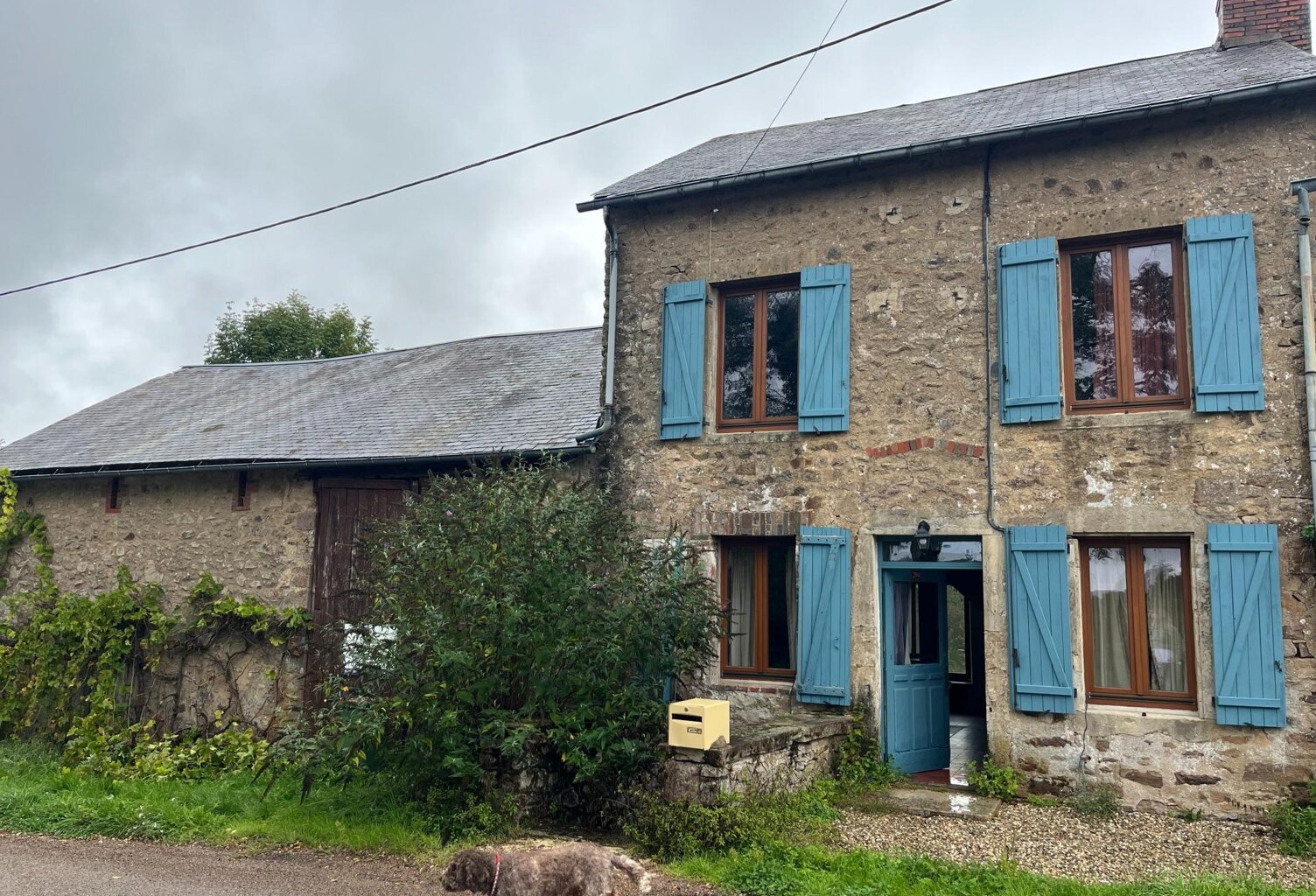 Charmante maison a renover dans la nature — photo 1