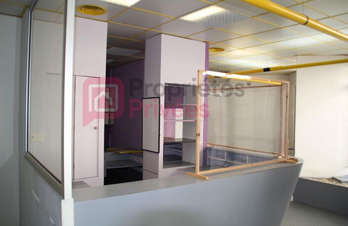 Immeuble plein centre Cosne Cours Sur Loire 550 m2 — photo 4