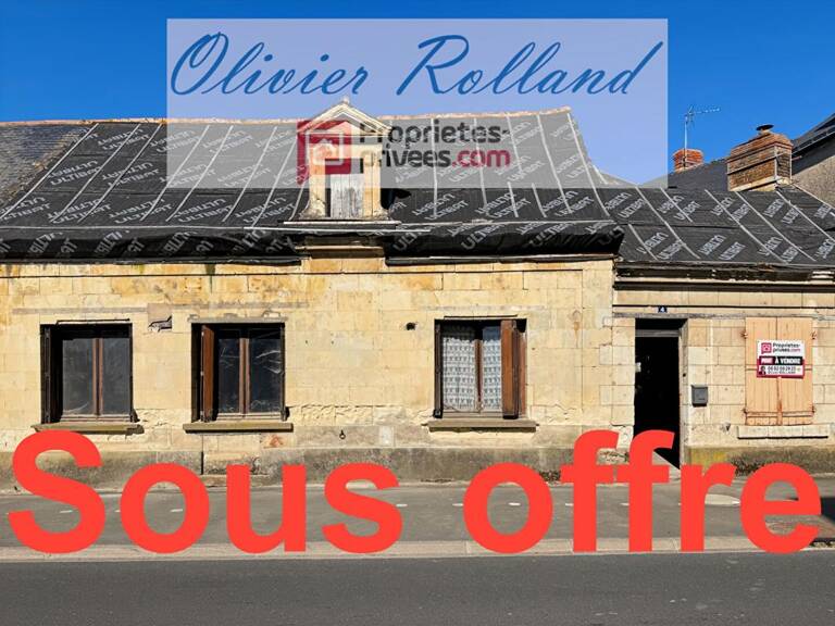 49160 - Longué-Jumelles Maison de bourg  à rénover intégralement — photo 1