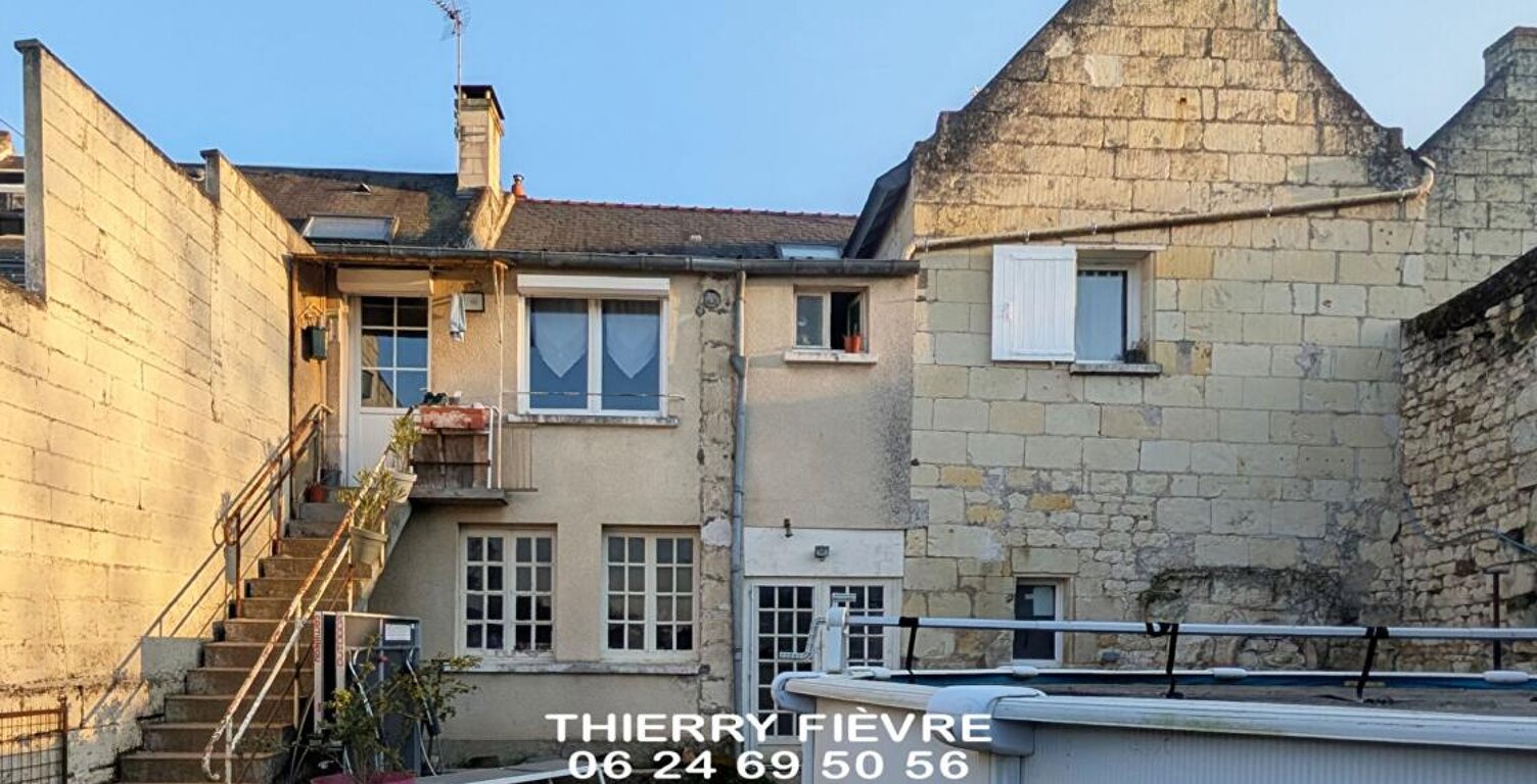 Chouzé Sur Loire 37140  Coeur de village Maison de 139 m2  6 pièces  4 chambres  dépendance jardin — photo 1
