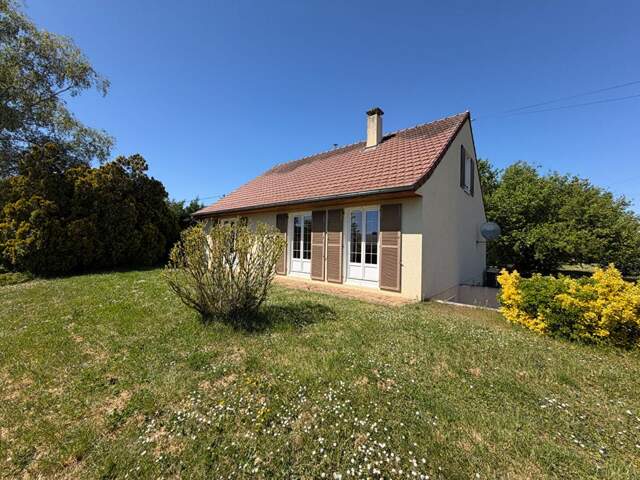 Joli pavillon sur sous sol dans un secteur calme de La Charité sur Loire — photo du bien