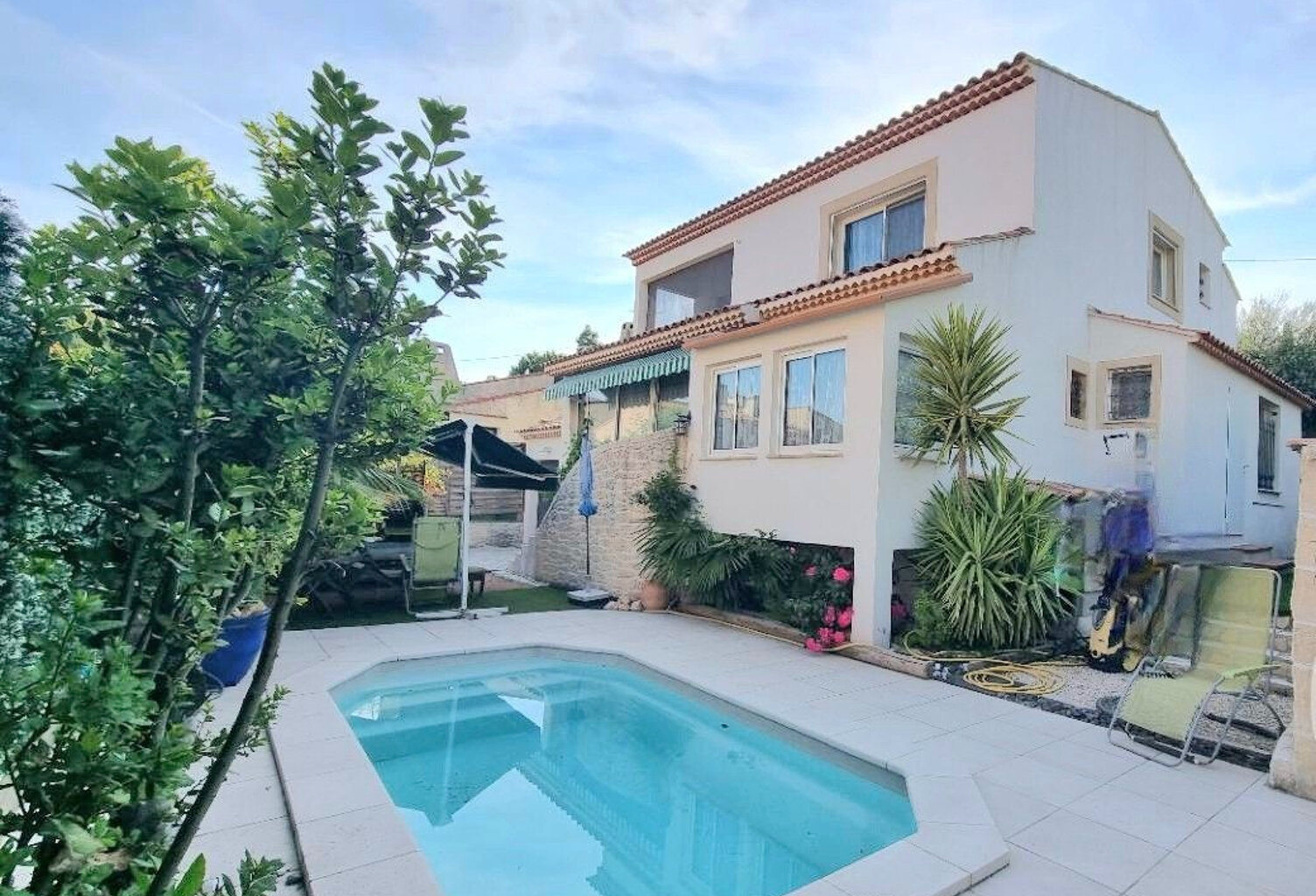 MAISON Possibilité 2 Familles à Plan de Cuques — photo 1