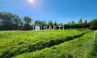 Terrain  711 m² à vendre à Mozé-sur-Louet (49610)