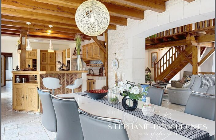 Propriété de caratère - 480m2 - Chaillevette 17890 — photo 3