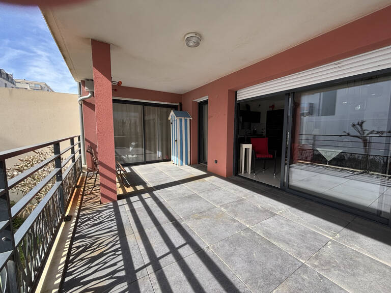 APPARTEMENT T3 - LES PRESIDENTS - VUE MER — photo 1