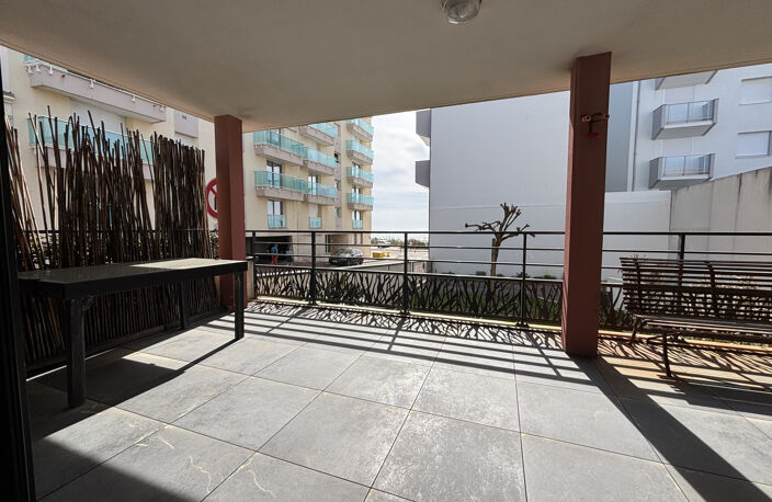APPARTEMENT T3 - LES PRESIDENTS - VUE MER — photo 2
