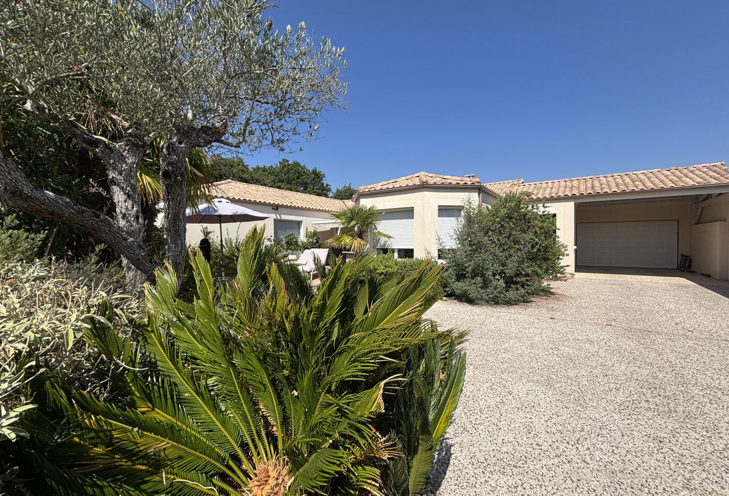 MAISON  FAMILIALE AVEC PISCINE - LES SABLES D'OLONNE — photo 1