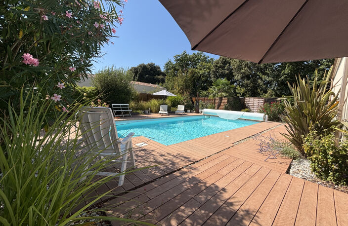 MAISON  FAMILIALE AVEC PISCINE - LES SABLES D'OLONNE — photo 2