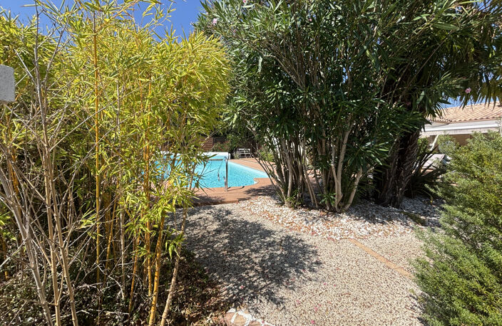 MAISON  FAMILIALE AVEC PISCINE - LES SABLES D'OLONNE — photo 3