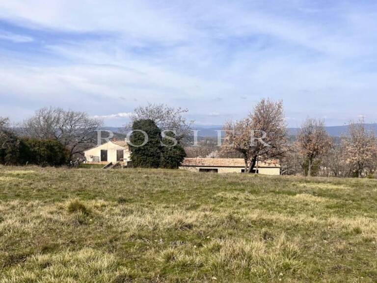 LACOSTE Maison de 600 m² à rénover sur terrain de 75645 m² — photo 1