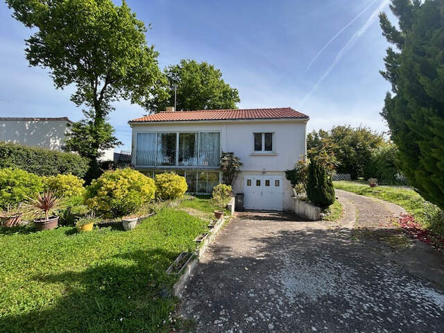 Maison sur sous-sol avec terrain constructible 1796m2 — photo du bien