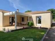 Maison - 132m² - Saint-Prouant — photo 3