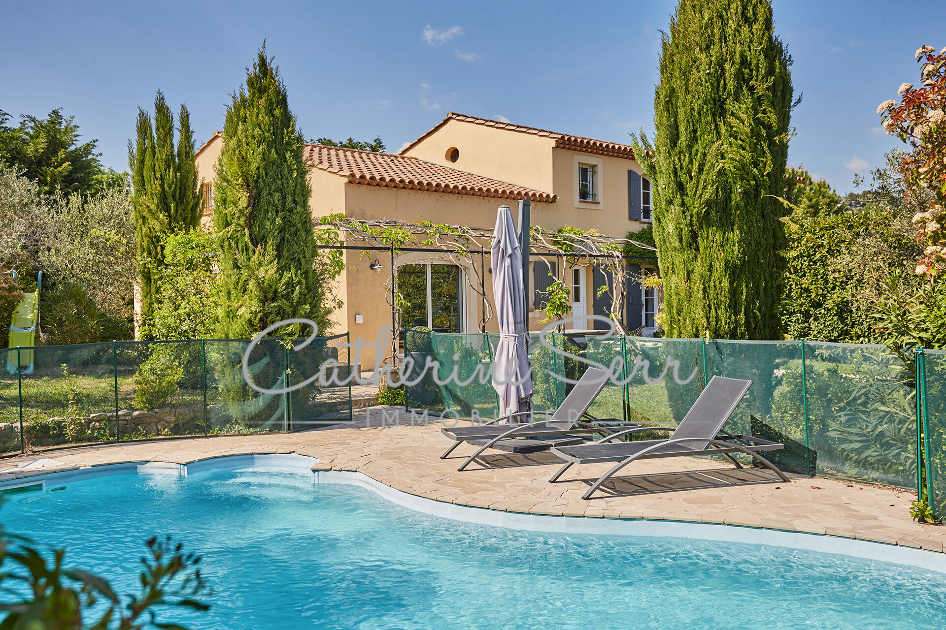 Villa / Maison  T5 à vendre Aix-en-Provence 13090