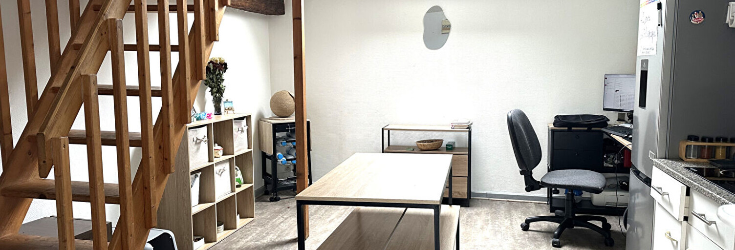 Immeuble  64 m² à vendre à Trélazé (49800)