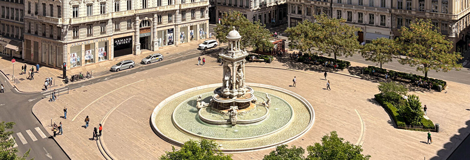 Appartement 3 Pièces 109 m² à louer à Lyon 2 (69002)