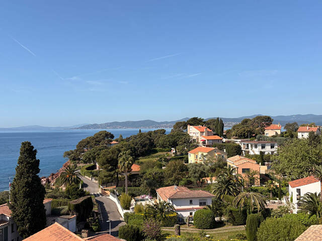 SAINT RAPHAEL VILLA VUE MER — photo du bien