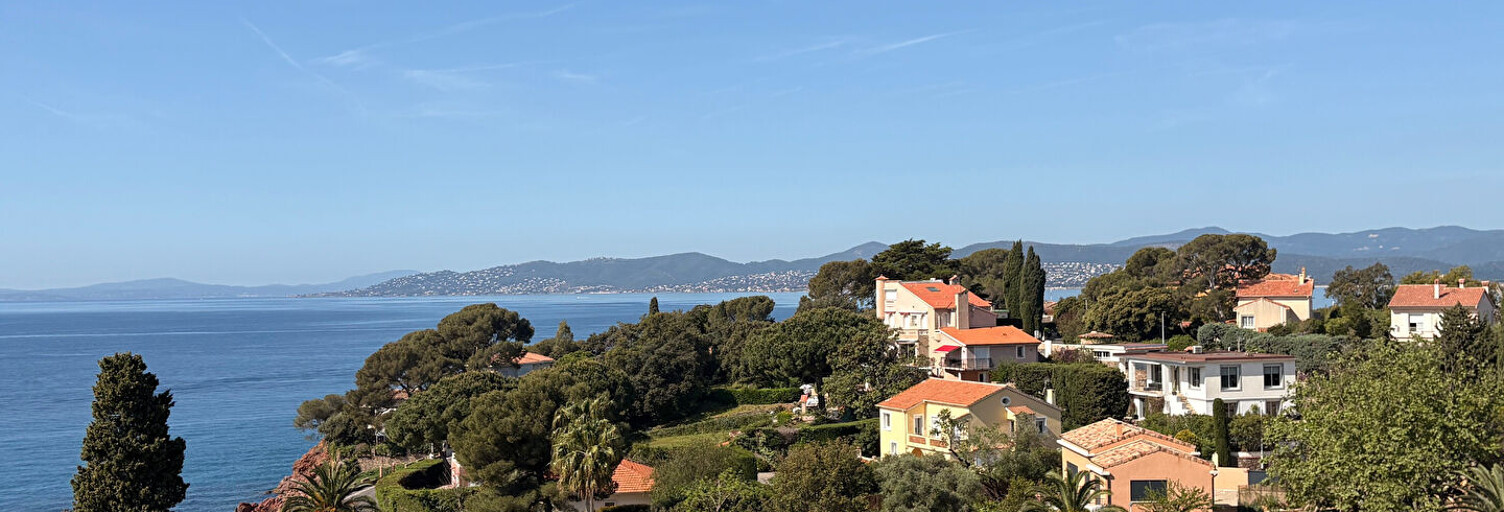 Maison 12 Pièces 350 m² à vendre à Saint-Raphaël (83700)