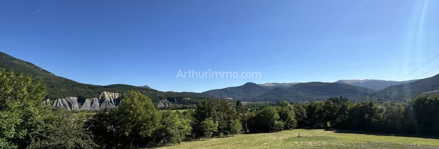Terrain  1143 m² à vendre à La Mure-Argens (04170)