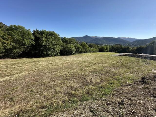 Terrain proposé à La Mure-Argens