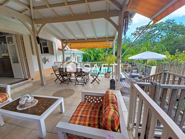 Villa atypique avec studio, piscine et jardin tropical  Pointe du Boutk — photo du bien