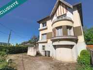 Maison de maître avec fort potentiel à deux pas du centre ! — photo 3