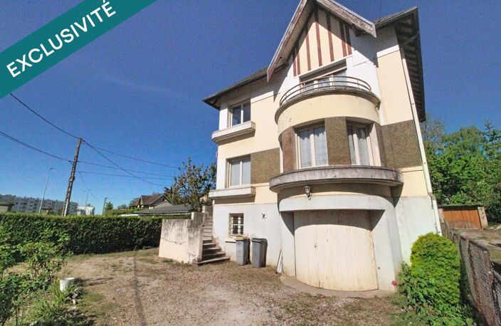 Maison de maître avec fort potentiel à deux pas du centre ! — photo 3