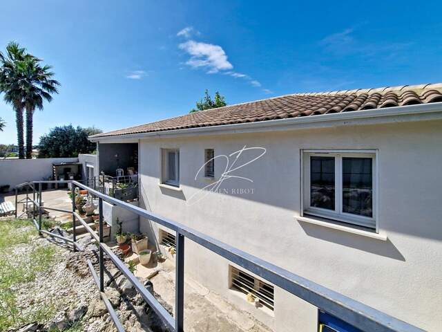 Maison T5 4 chambres 160 m² — photo du bien