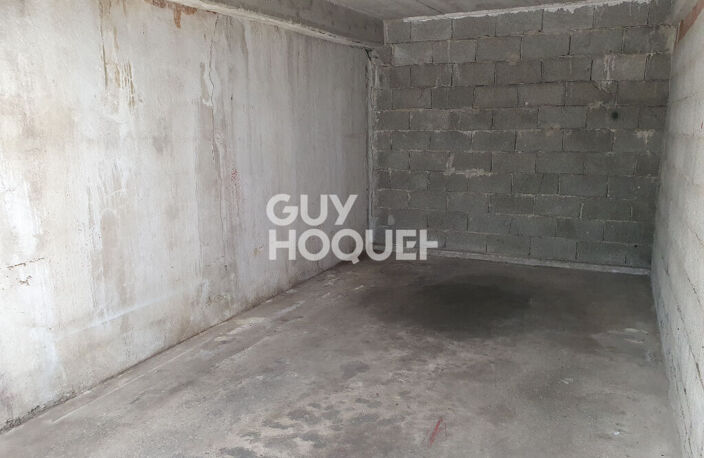 parking — photo 2