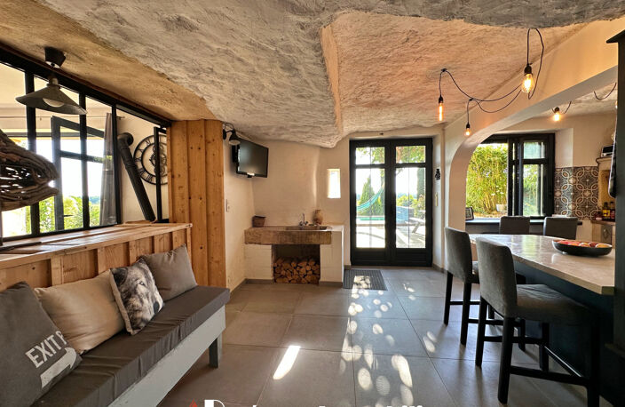 PROPRIÉTÉ DE CHARME - PISCINE - VUE IMPRENABLE — photo 4