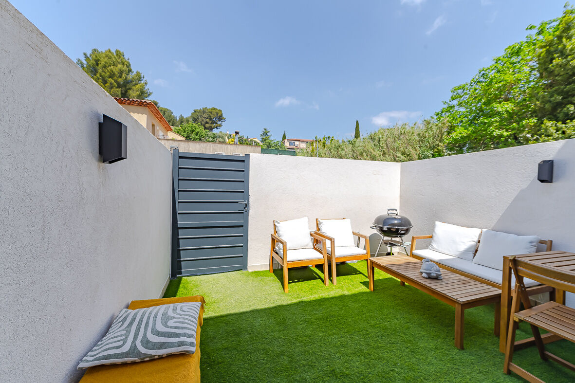 Villa / Maison  T4 à vendre Marseille 6eme 13006