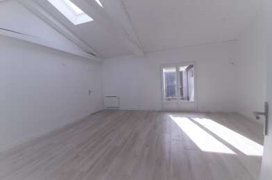 Appartement 4 pièces 928 €