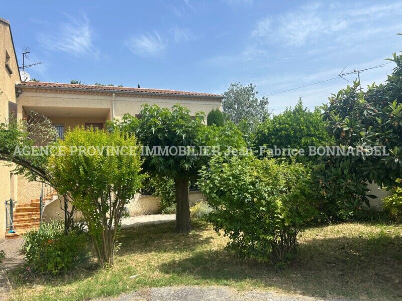 Villa / Maison  T3 à louer Valréas 84600