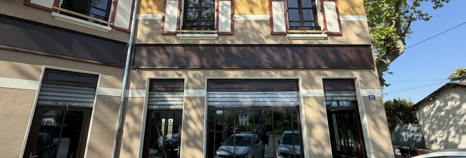 Commerce  312 m² à louer à Villeurbanne (69100)