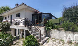 Maison 5 Pièces 200 m² à vendre à Le Taillan-Médoc (33320)