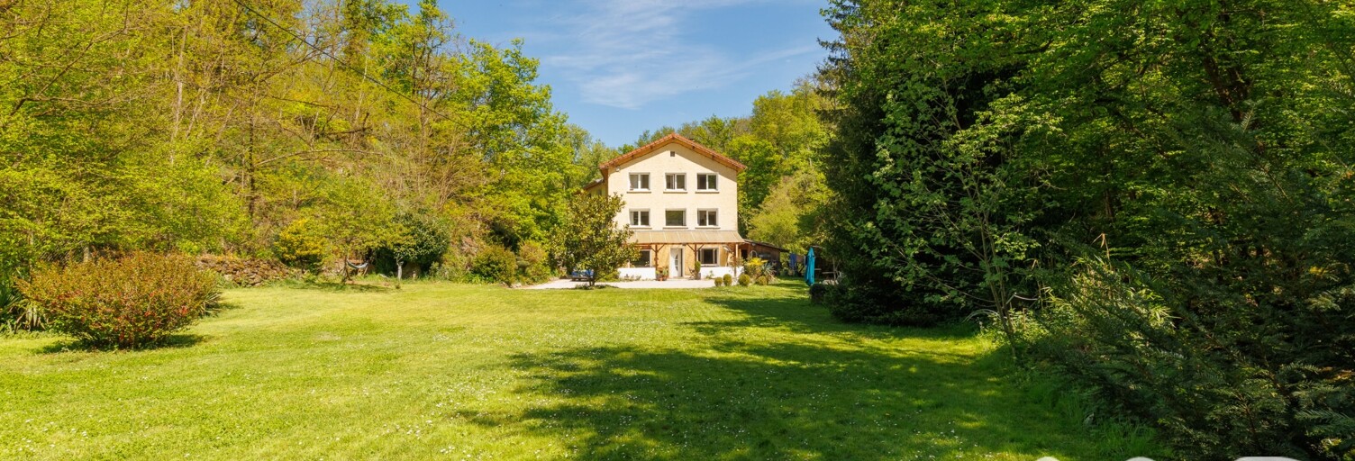 Maison 5 Pièces 147 m² à vendre à Saint-Genis-les-Ollières (69290)