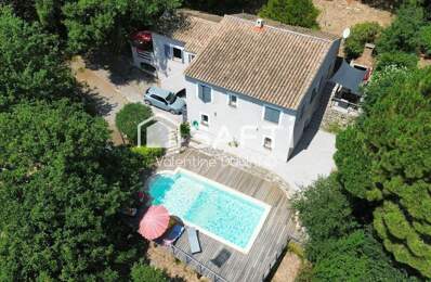 Charmante maison familiale avec piscine et vue imprenable à Collobrières — photo du bien