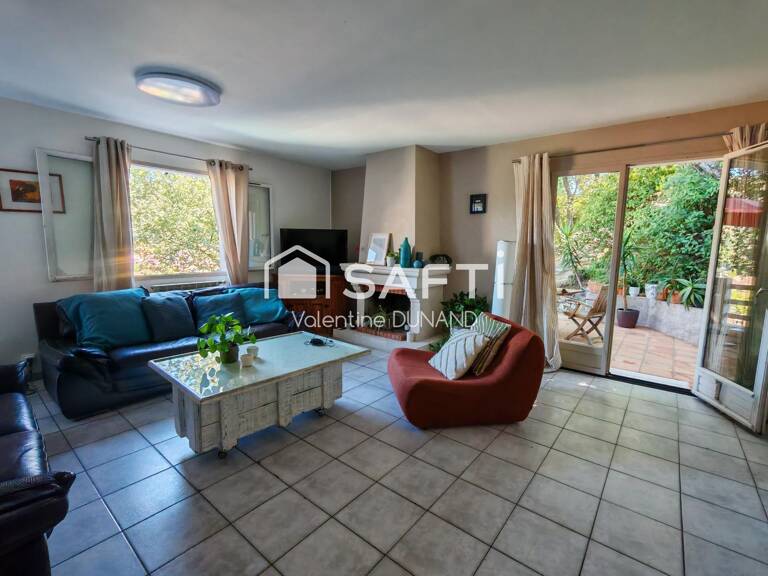 Charmante maison familiale avec piscine et vue imprenable à Collobrières — photo 1