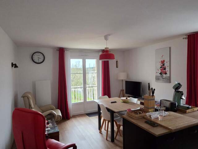 Bel appartement biensitué en excellent état — photo du bien