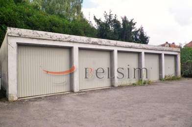 Garage  85 €